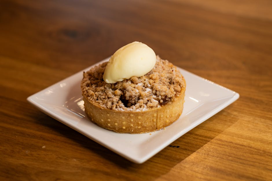 Apple & Blackberry Crumble