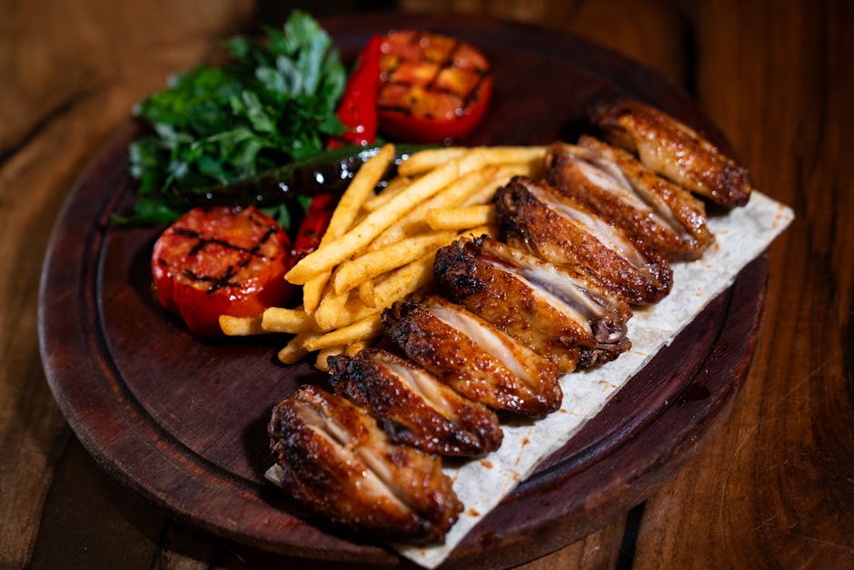 Kolgrillade paprikor med marinerad feta och tzatziki